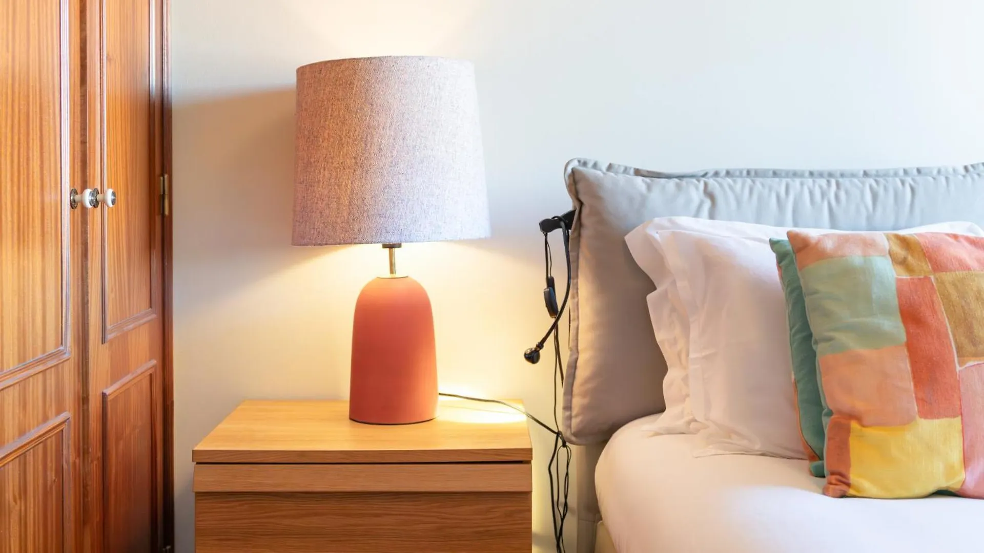 Design Top Floor With Balcony & Pool By Lovelystay Vilamoura Apartment