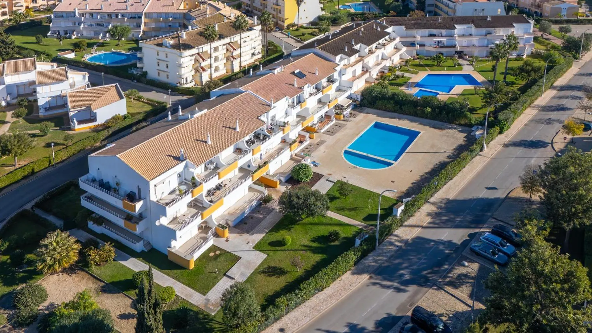 Design Top Floor With Balcony & Pool By Lovelystay Vilamoura Apartment