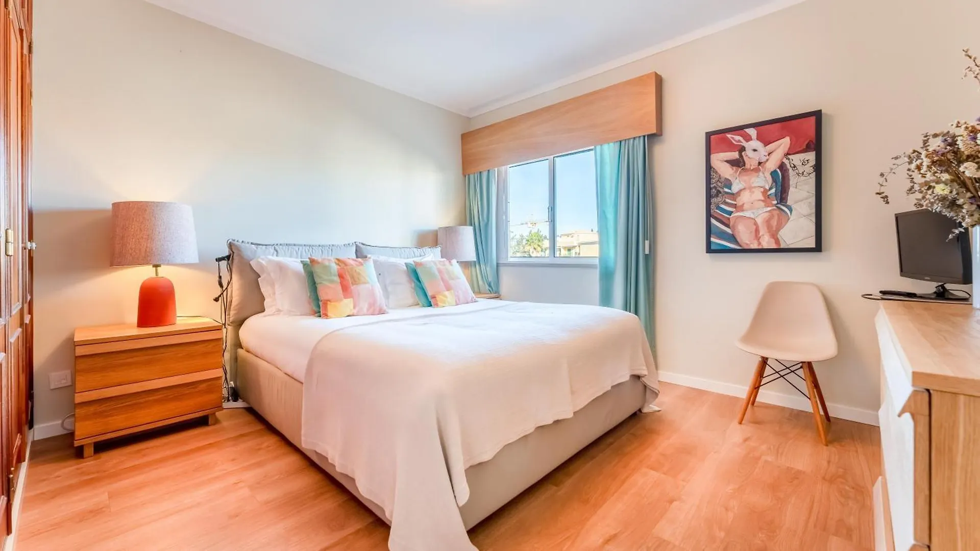 Apartment Design Top Floor With Balcony & Pool By Lovelystay Vilamoura